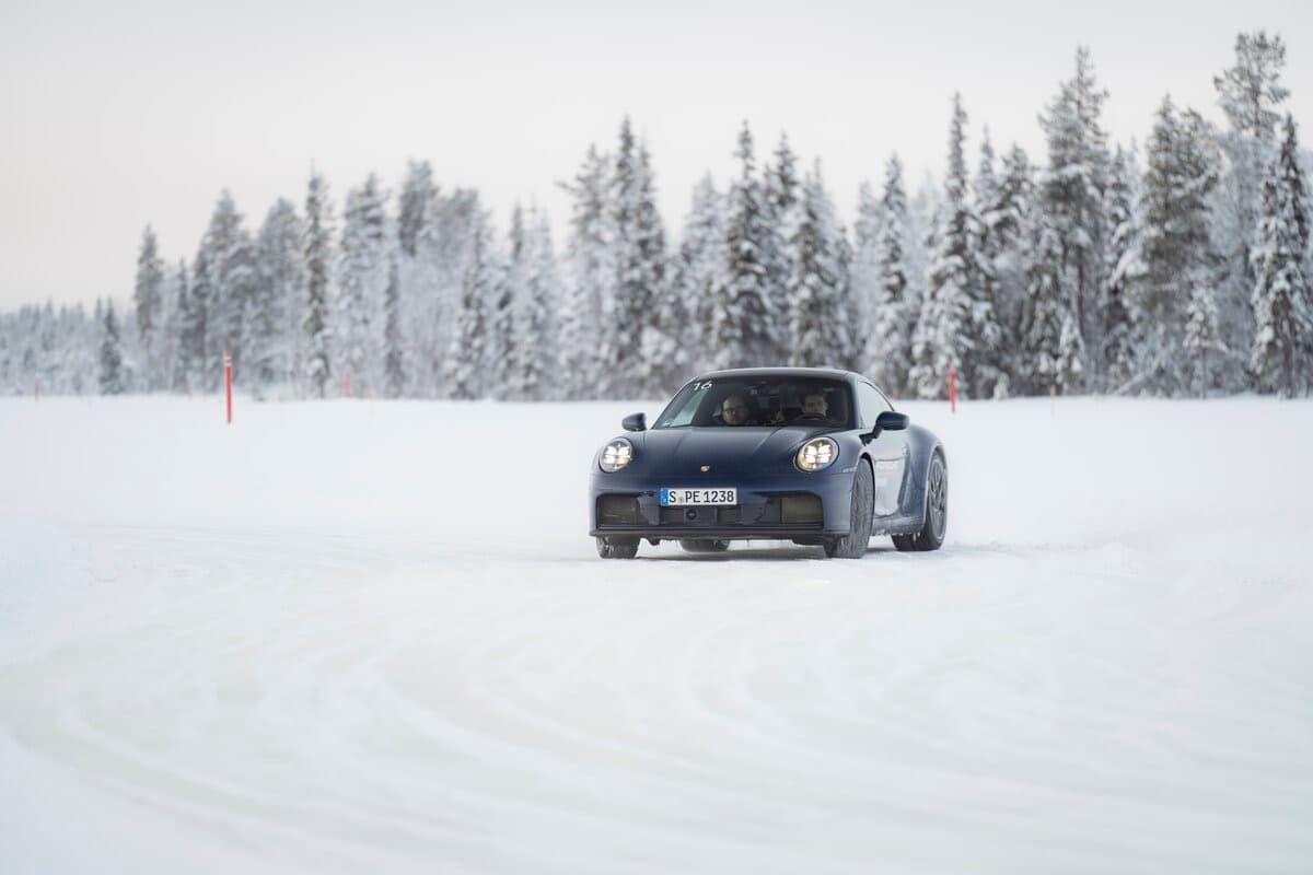 Porsche winter driving course in snow